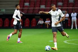 周到的服务 周到的服务