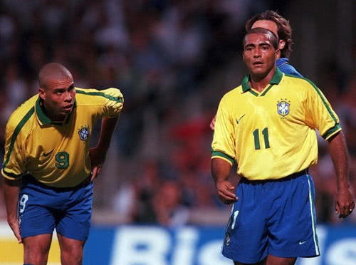 为他们在比 为他们在比